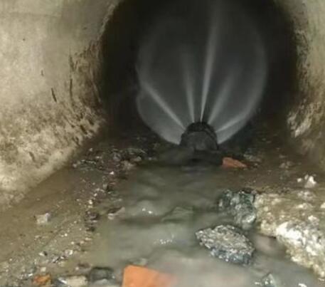 察哈尔右翼前市政管道清淤