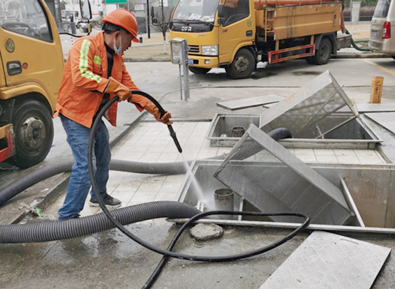 察哈尔右翼前隔油池清理